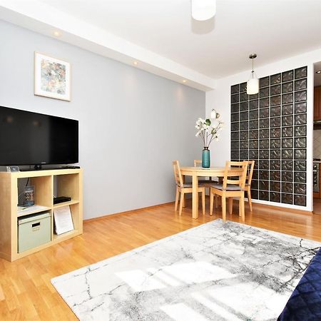 Rental Apartments Piwna Warszawa Exteriör bild