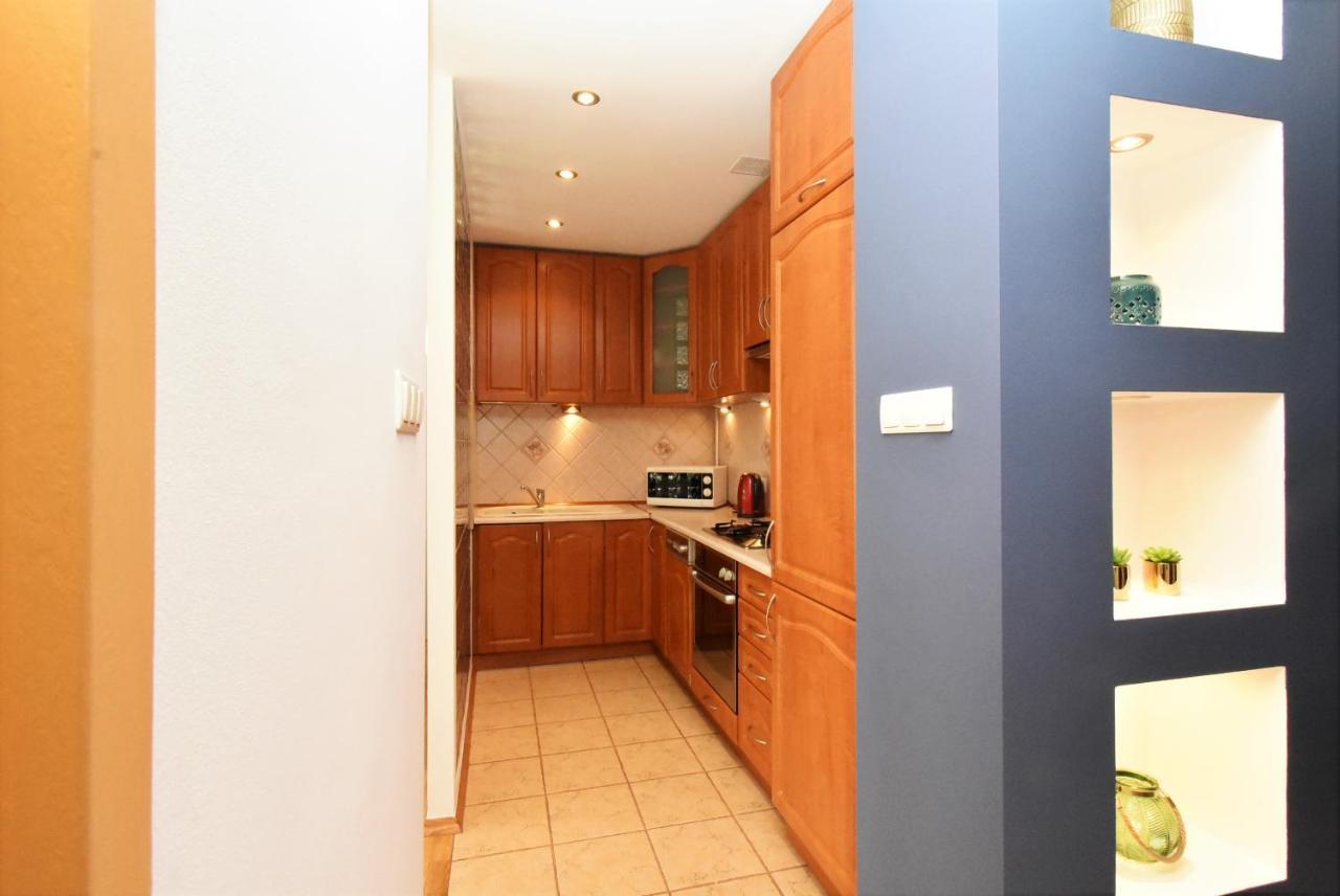 Rental Apartments Piwna Warszawa Exteriör bild